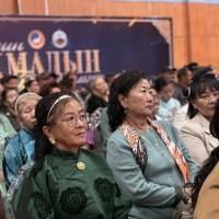 How To Take Better Concert Pictures in 30 Seconds